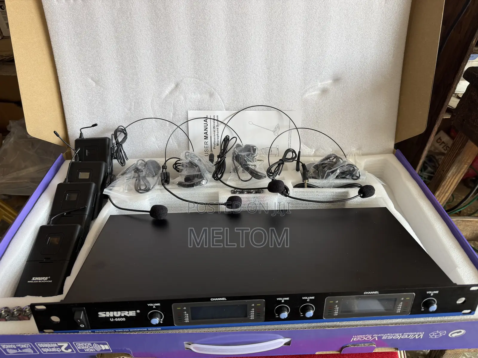 Shure U-6600 4in1 Professional Wireless Head and Lapel Microphone