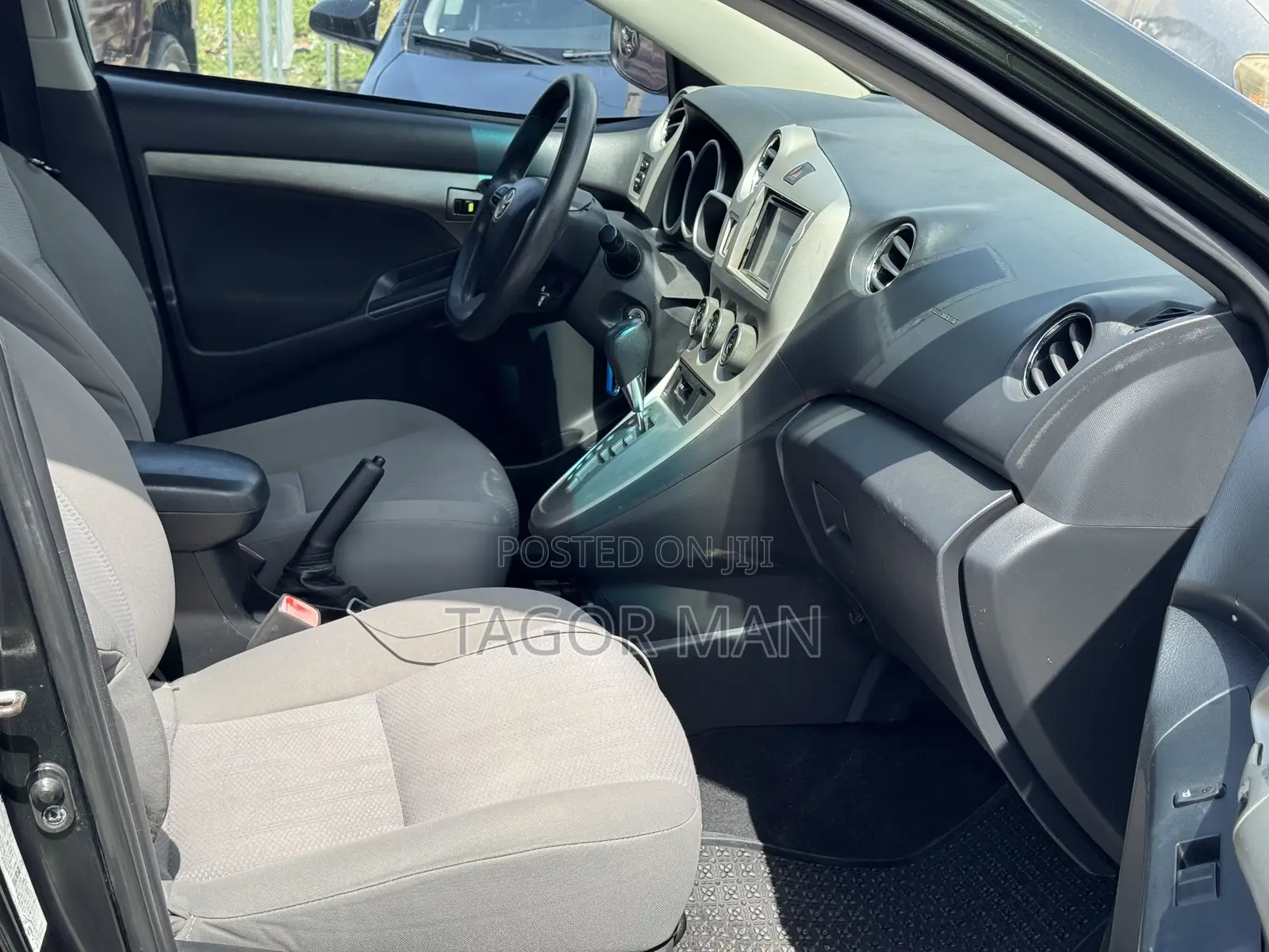 Toyota Matrix S Hatchback AWD (2.4L 4cyl 4A) 2012 Green