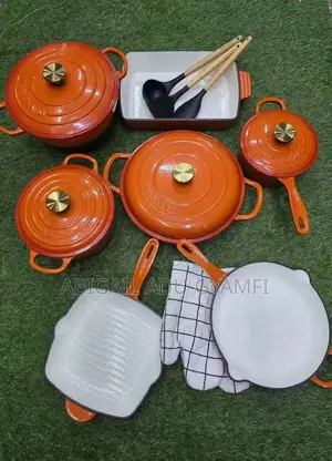 Cast Iron Cookware Set