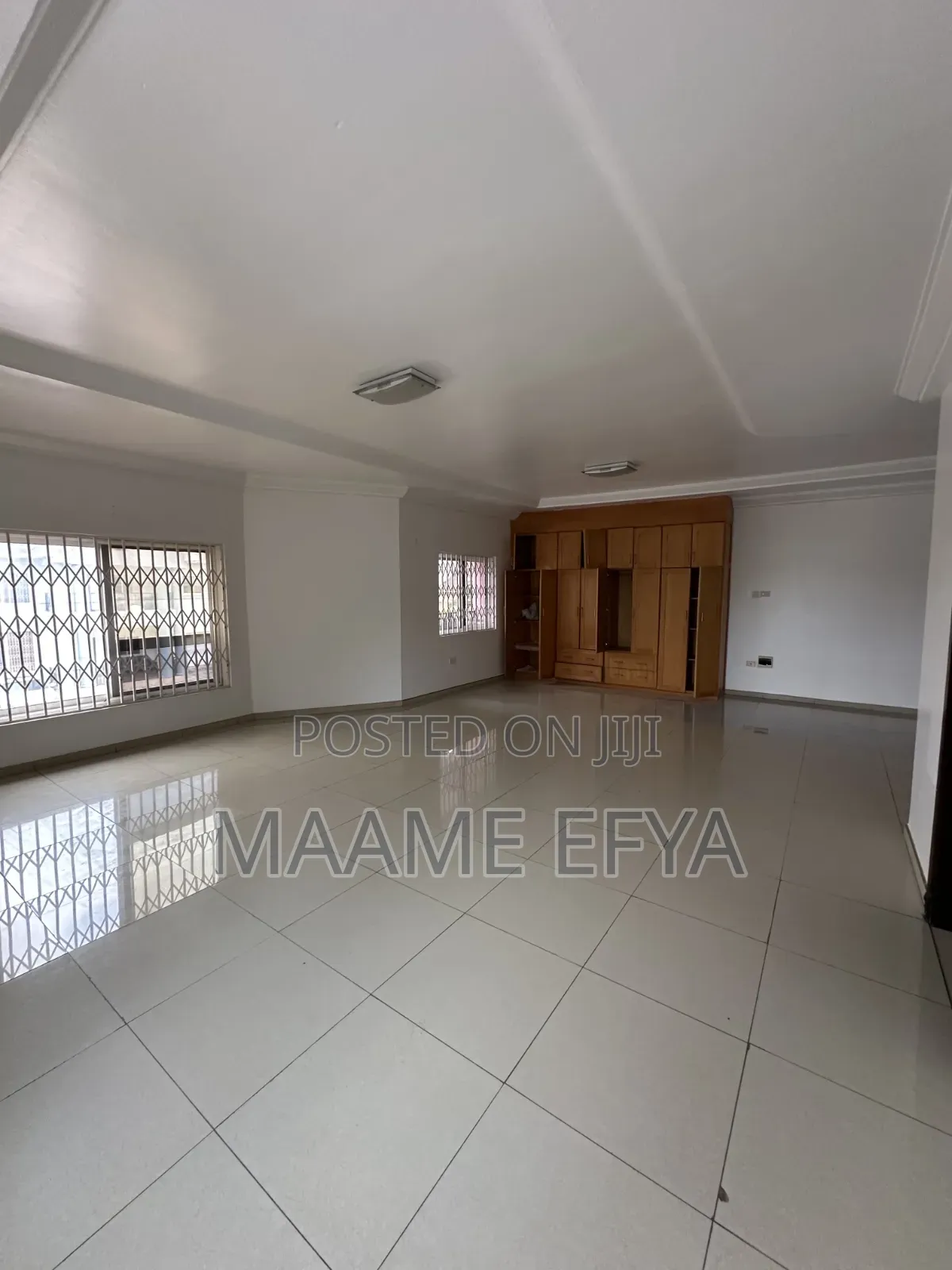 4bdrm House in Adjiringanor, Accra Metropolitan for sale