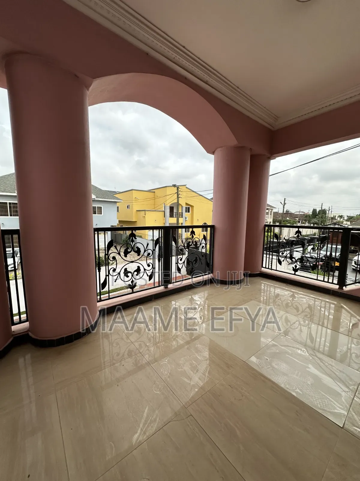 4bdrm House in Adjiringanor, Accra Metropolitan for sale