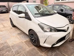 Toyota Vitz 2015 White