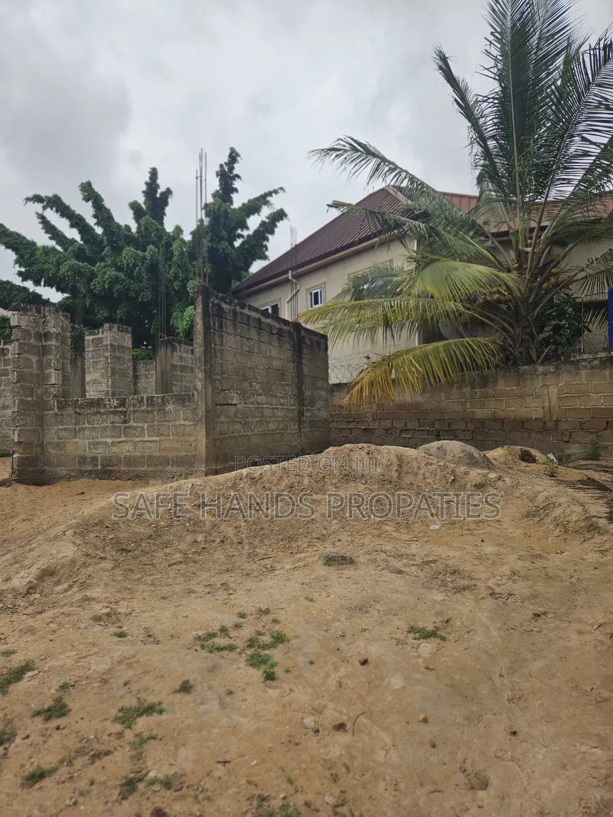 One Plot of Land for Sale