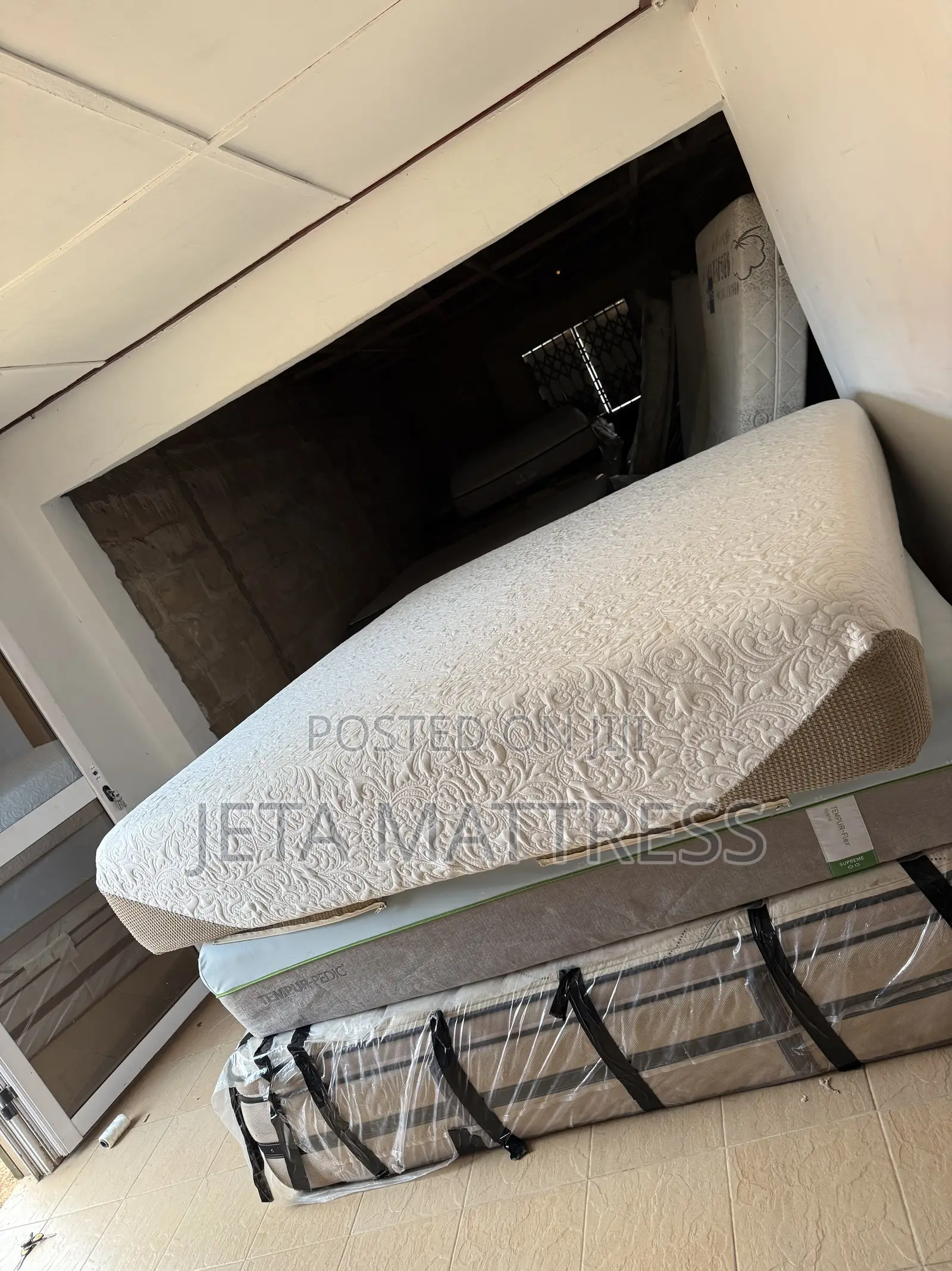 Mattress (Memory Foam)