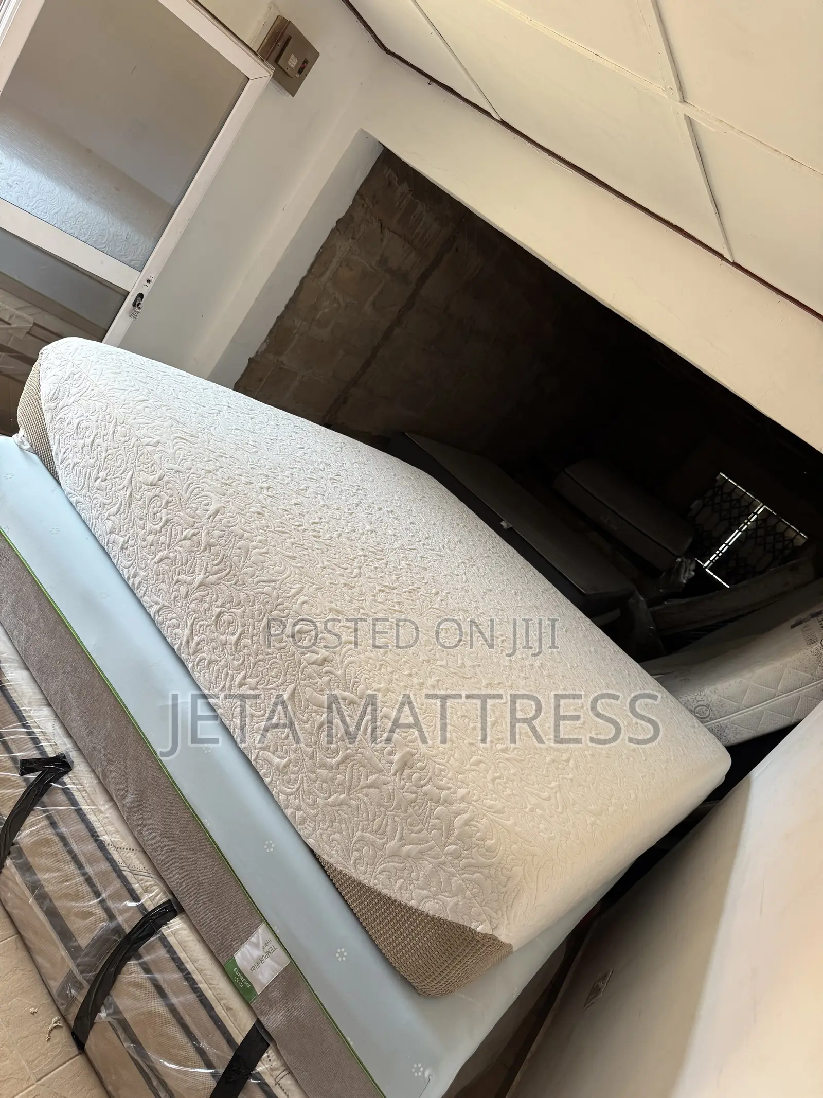 Mattress (Memory Foam)