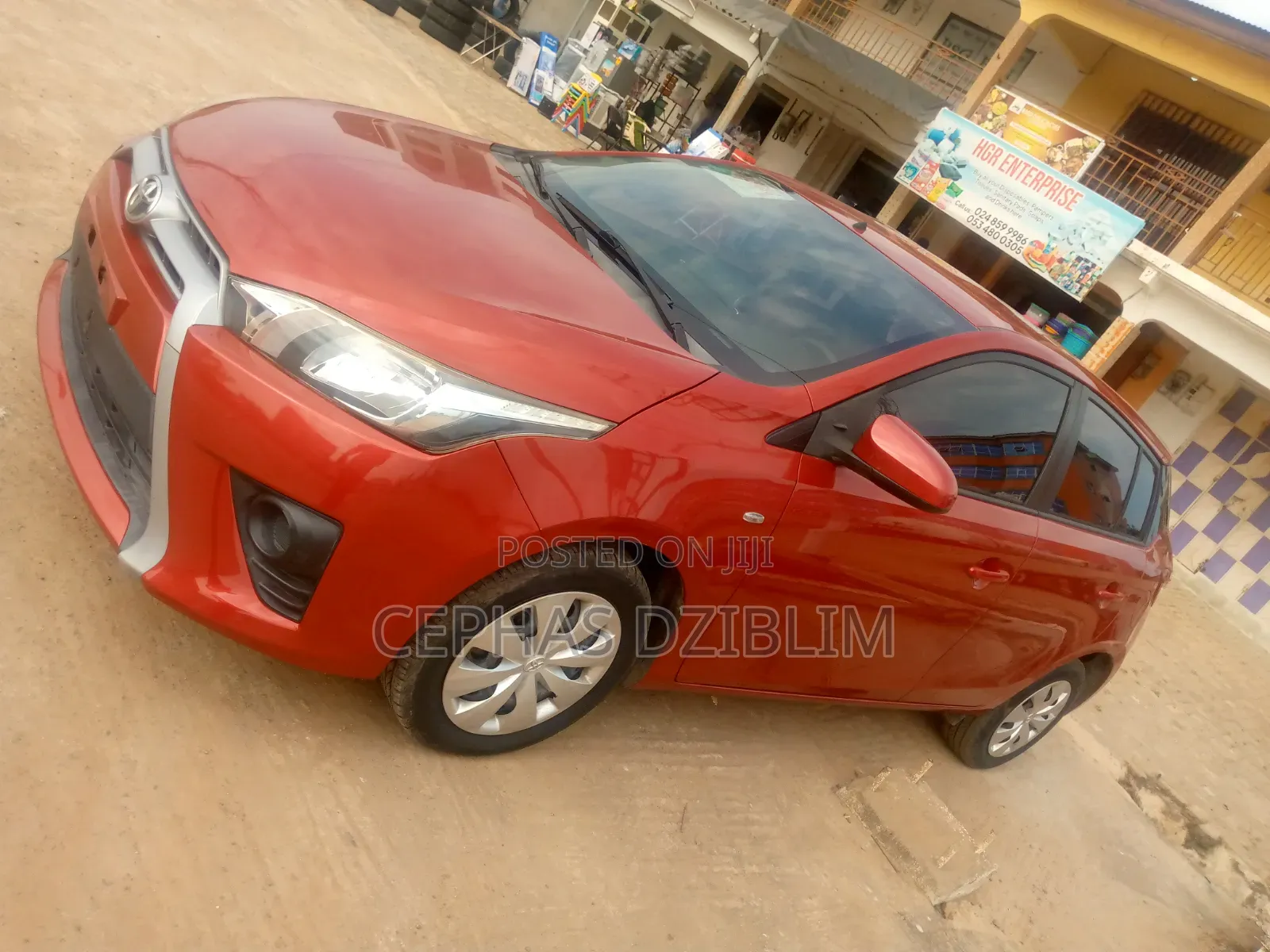 Toyota Yaris L Hatchback 5dr 2016 Red