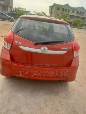 Toyota Yaris L Hatchback 5dr 2016 Red