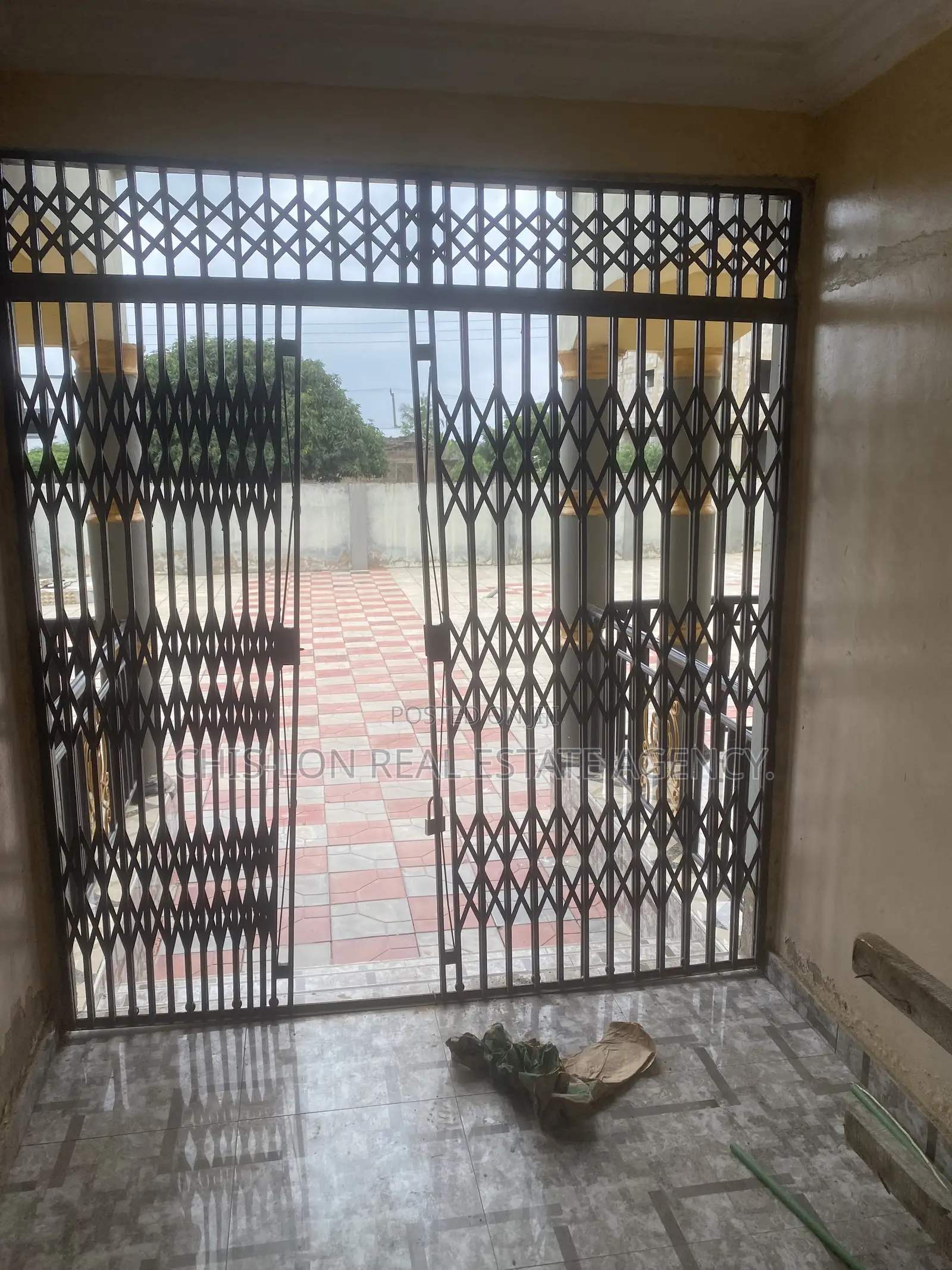 2bdrm Apartment in Kasoa Amanfrom Top for rent
