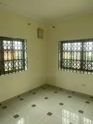 2bdrm Apartment in Kasoa Amanfrom Top for rent