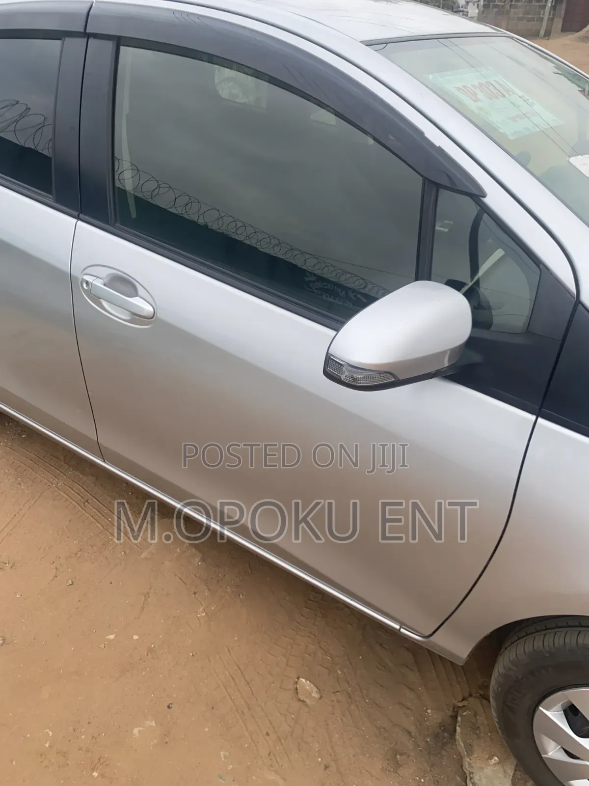 Toyota Vitz 2015 Gray