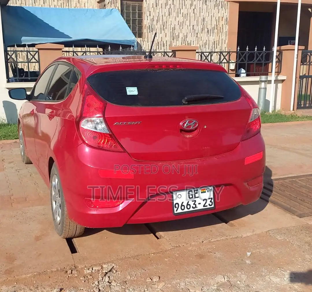 Hyundai Accent 2013 Red