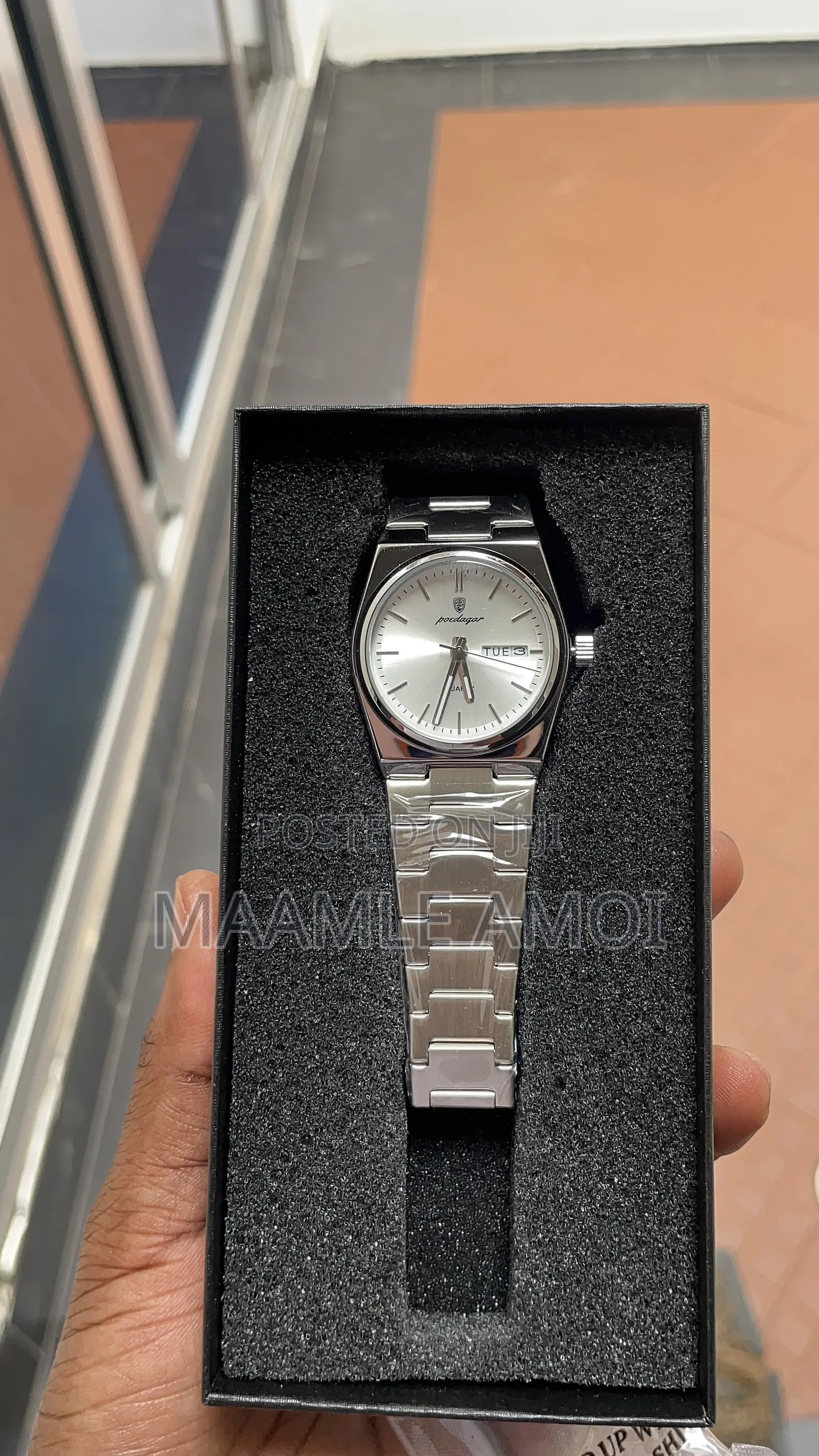 Poedegar Silver Watch in Green, White and Black