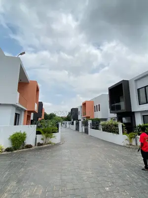 4bdrm House in Mainstay Estates, East Legon for sale
