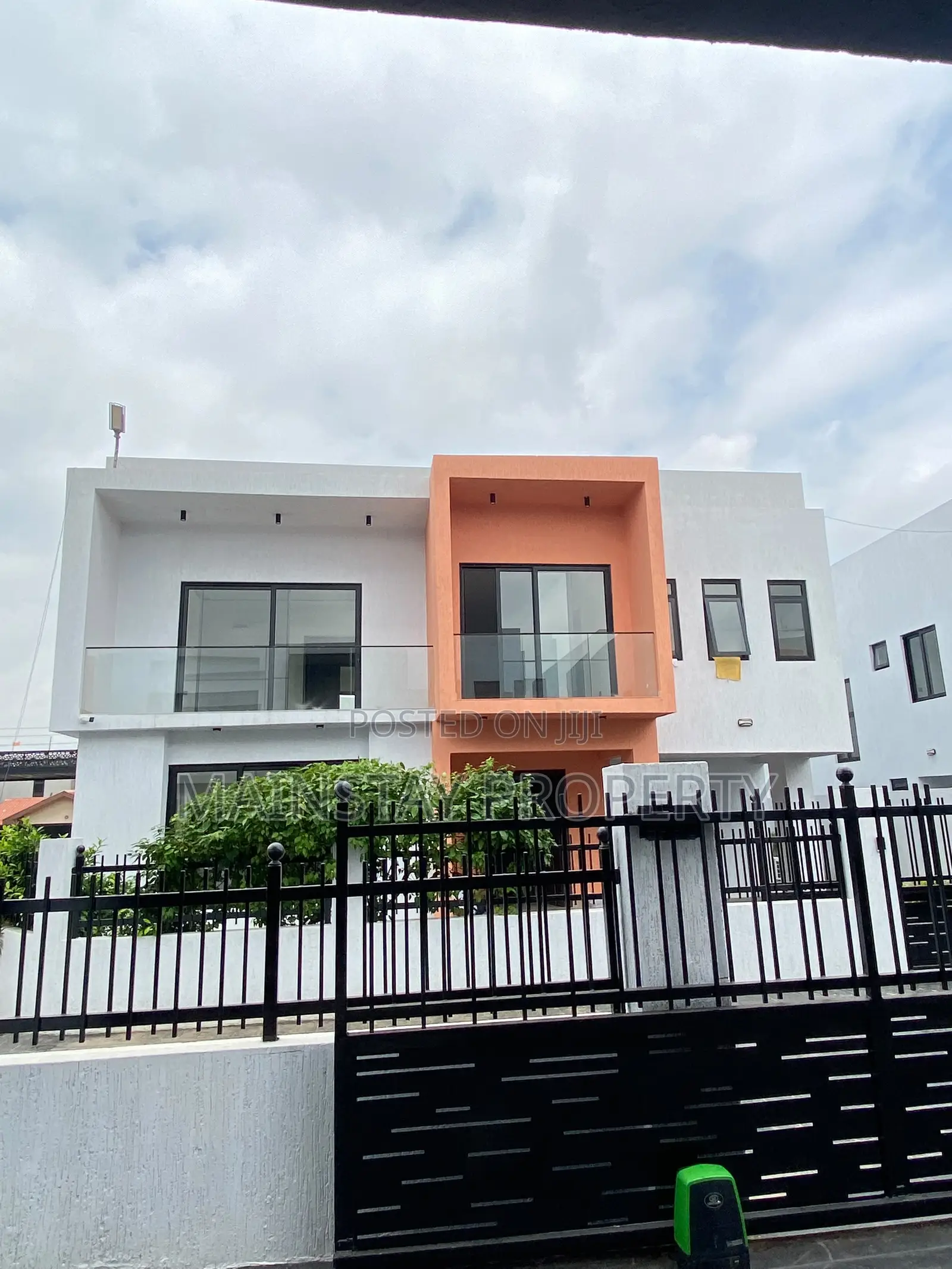 4bdrm House in Mainstay Estates, East Legon for sale