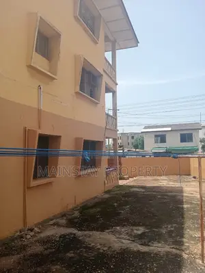 8bdrm House in Mainstay Estates, Adabraka for rent