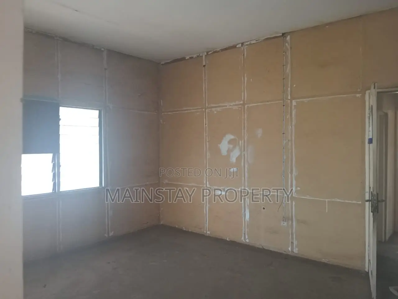 8bdrm House in Mainstay Estates, Adabraka for rent