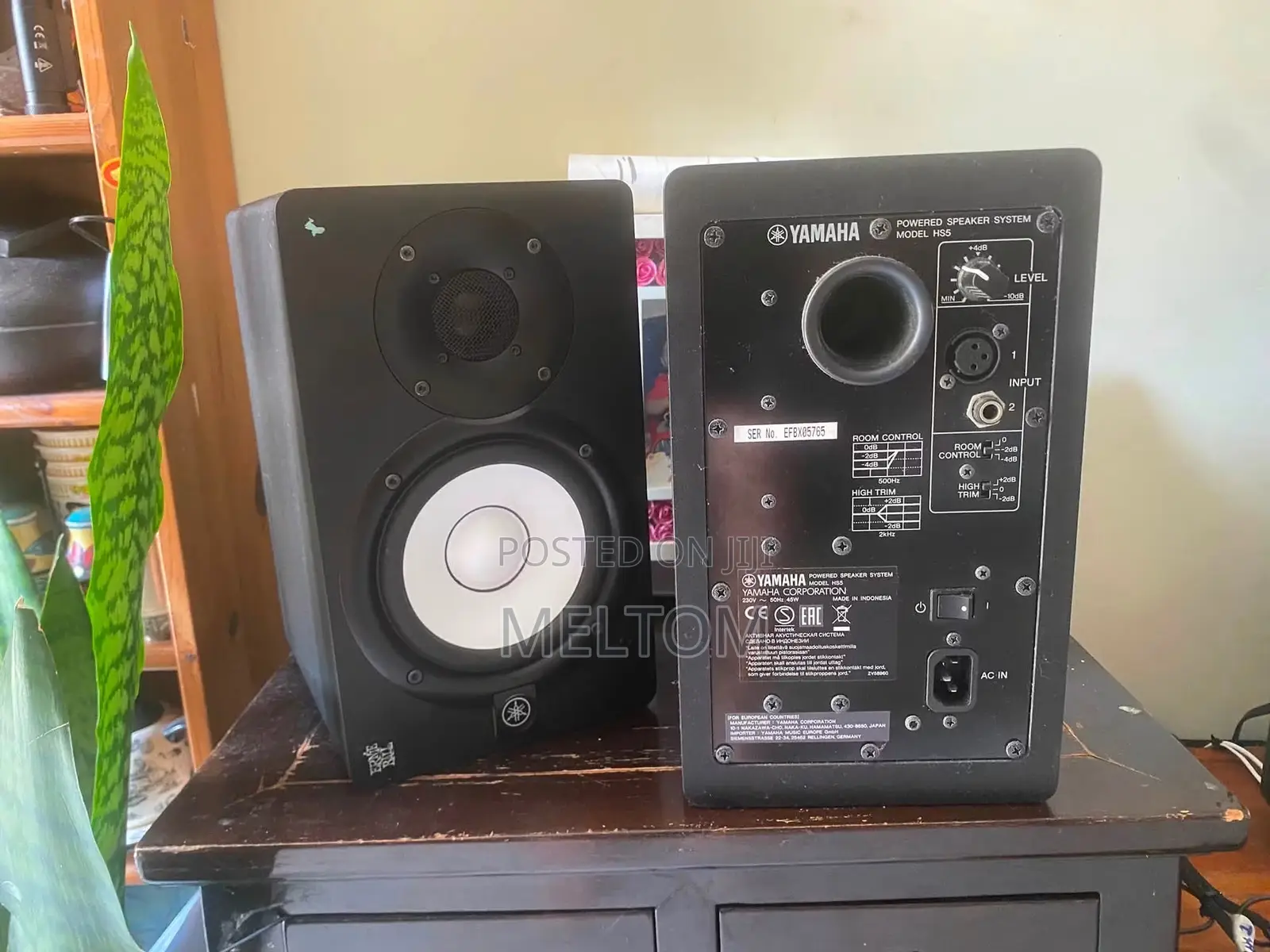 Yamaha Hs5 Active Studio Monitor Speaker(1pair)