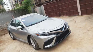 Toyota Camry 2021 Gray