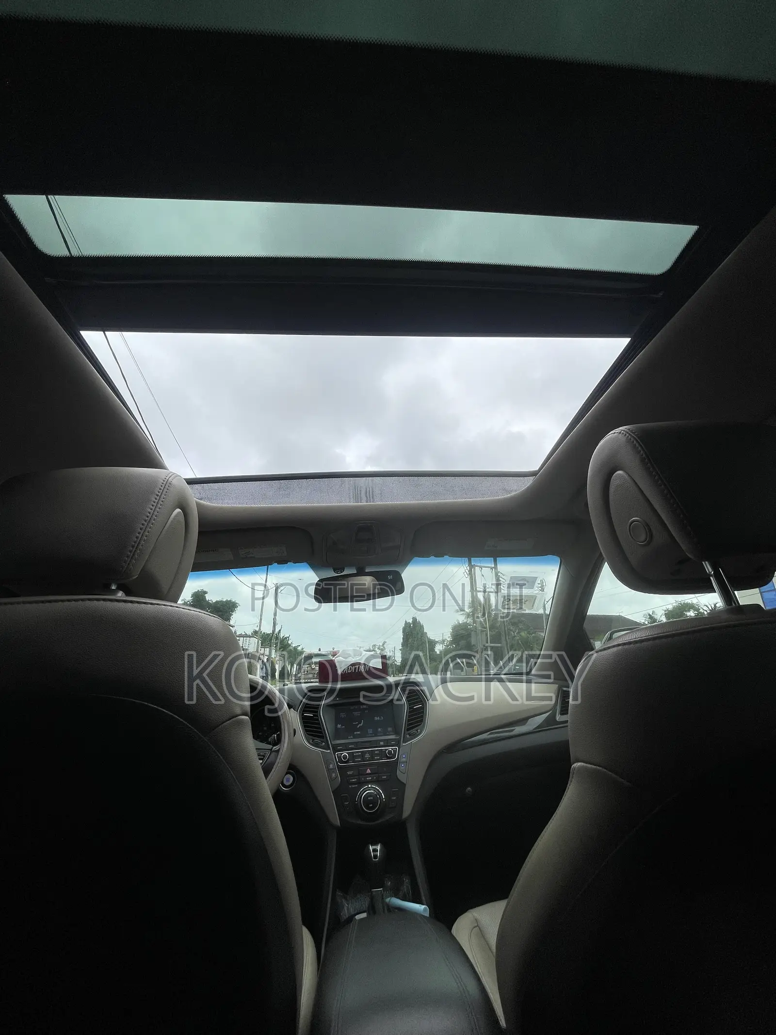 Hyundai Santa Fe SE Ultimate AWD 2018 Black