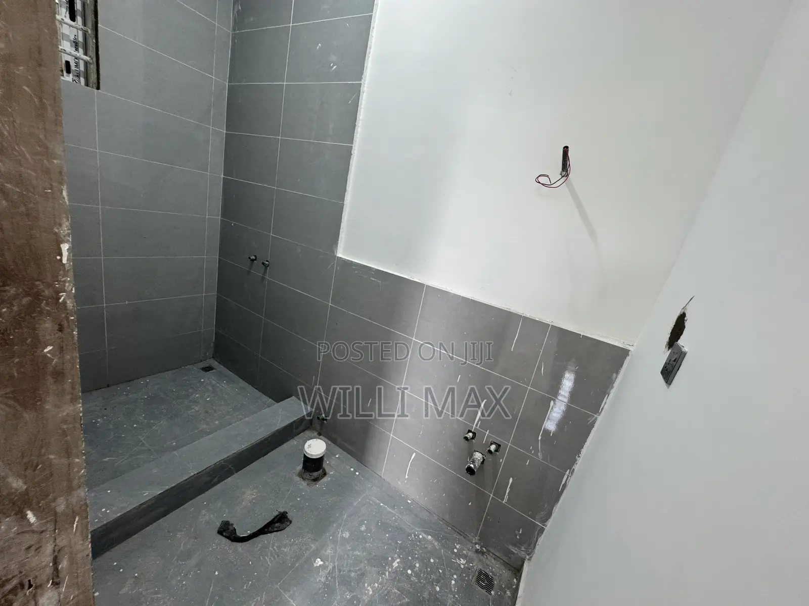 3bdrm Bungalow in Adenta, Amrahia for sale