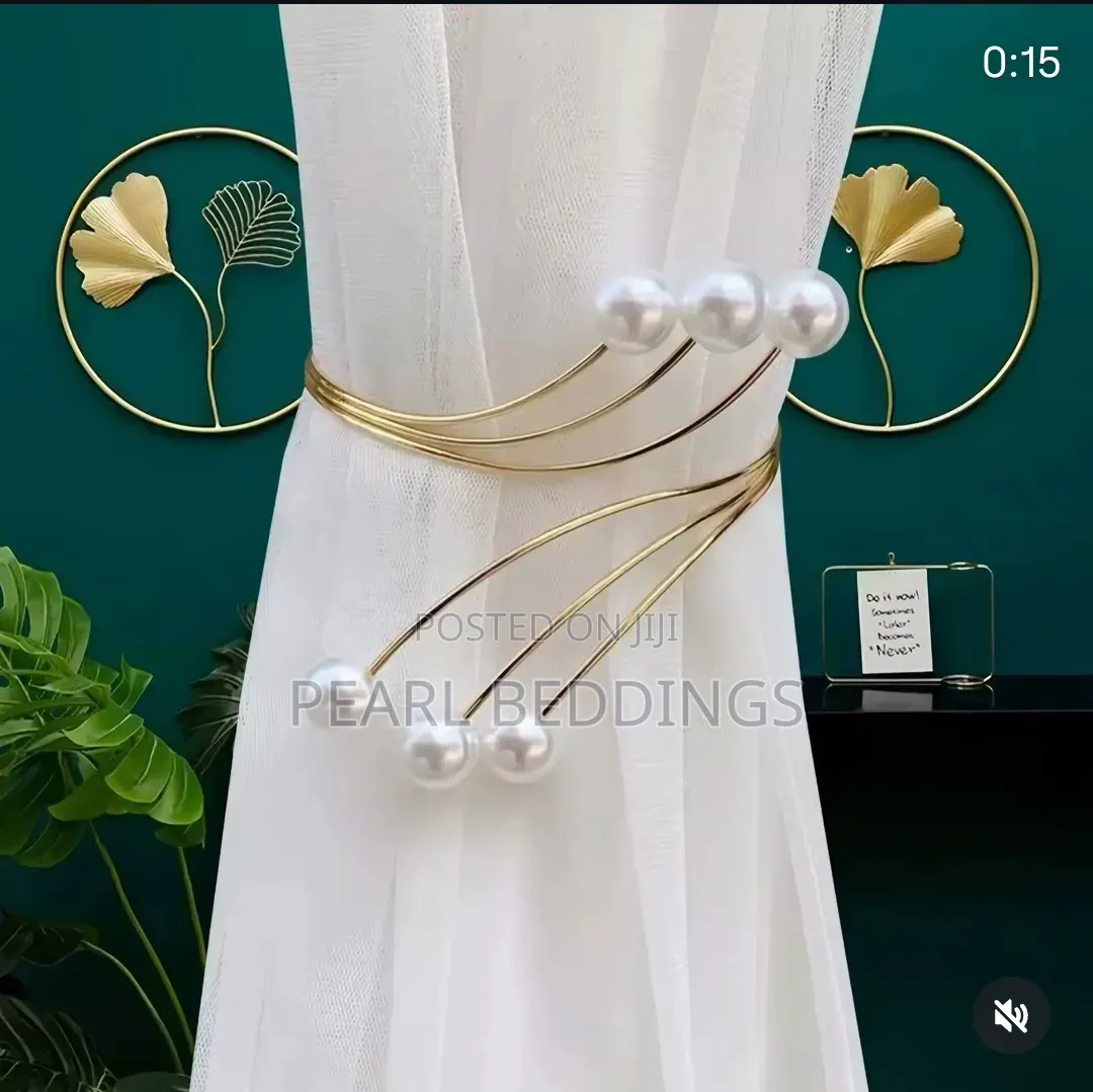 Elegant Modern Style Curtains Tieback Available in Gold and Silver