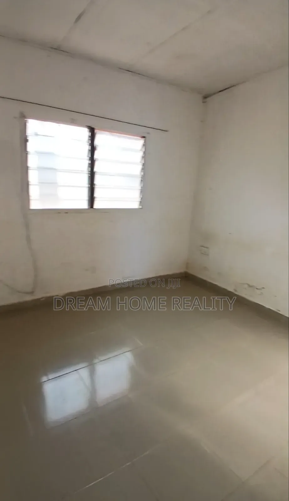1bdrm Room & Parlour in Holy Trinity Street, Parakuo Estate for rent