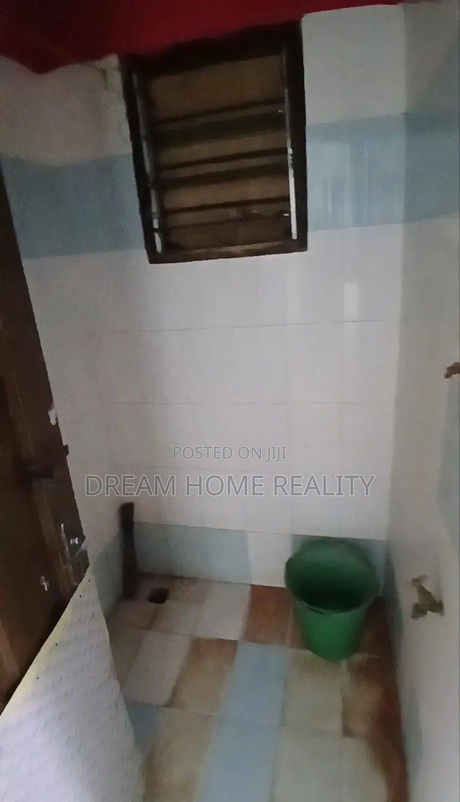 1bdrm Room & Parlour in Holy Trinity Street, Parakuo Estate for rent