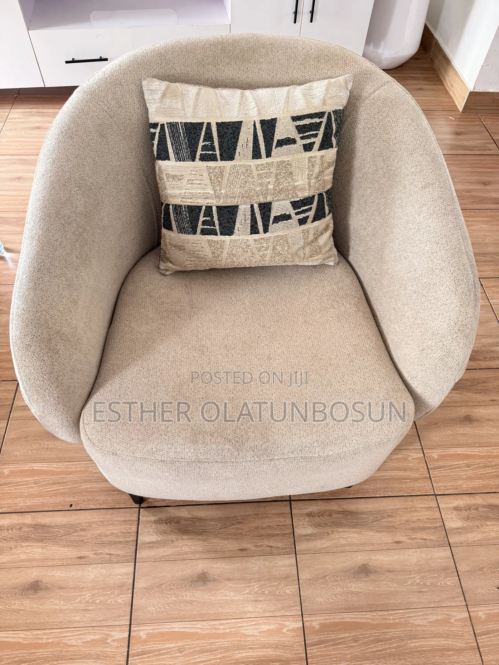 Modern Single Sofa