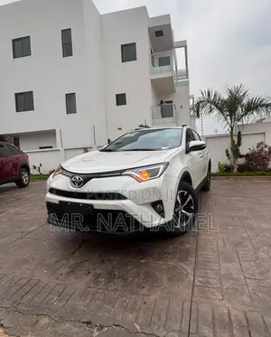 Toyota RAV4 2018 White