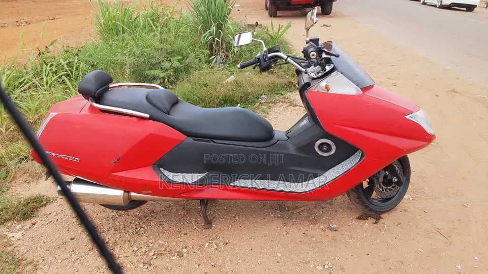 Yamaha 2020 Red