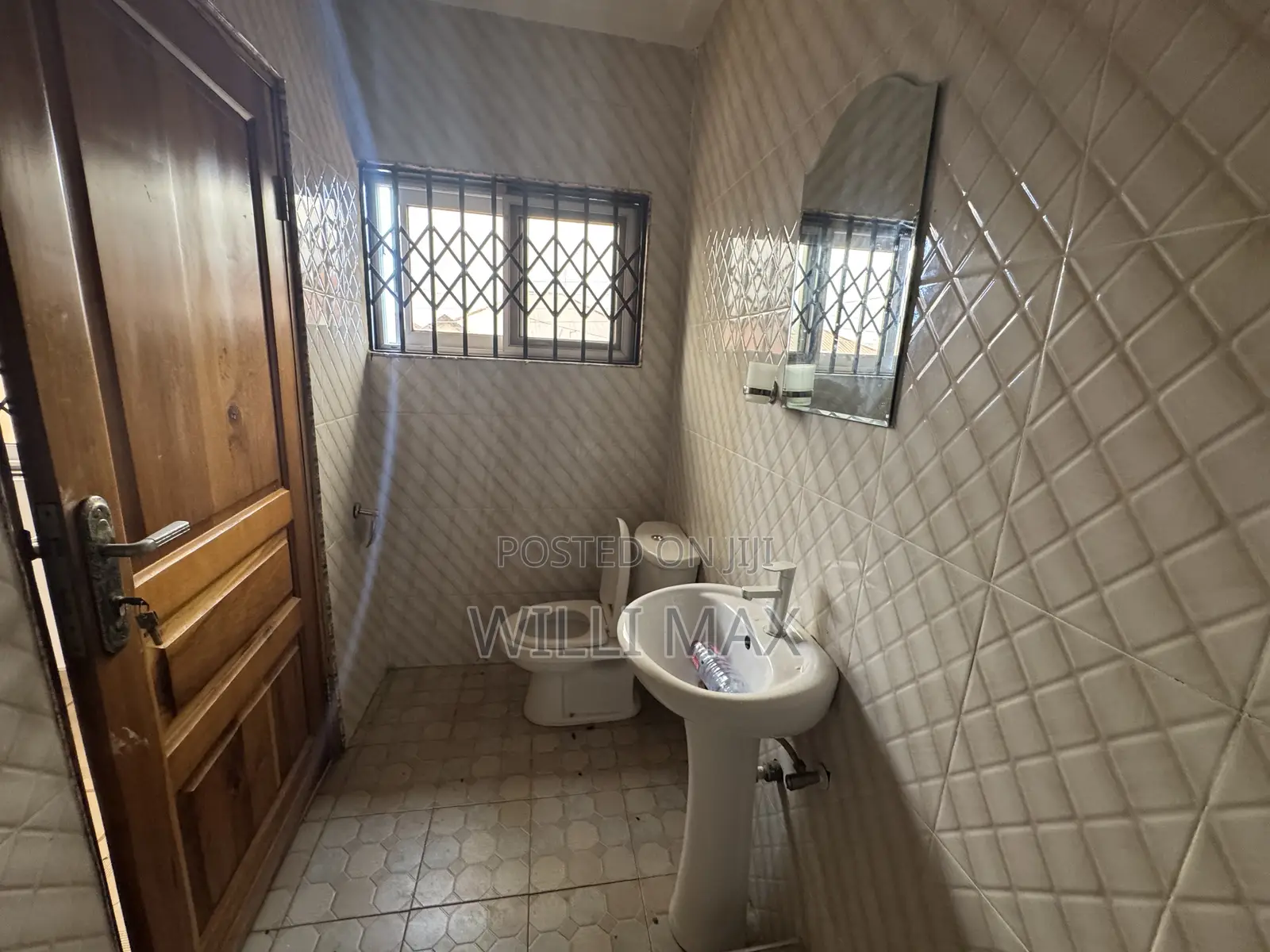 3bdrm Duplex in Abokobi for rent