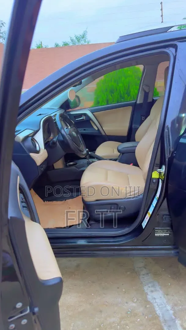Toyota RAV4 2015 Brown