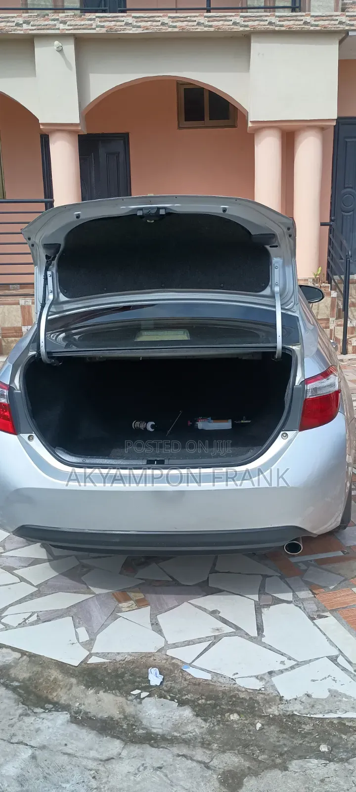 Toyota Corolla 2016 Silver
