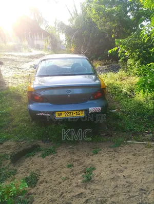 Hyundai Elantra GT Sedan 2003 Silver