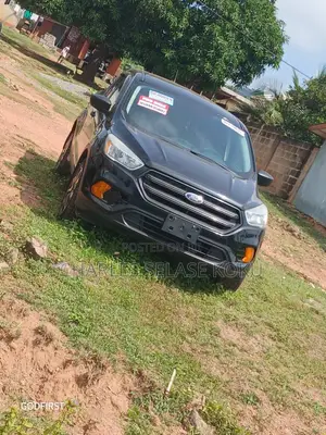 Ford Escape S FWD 2017 Black