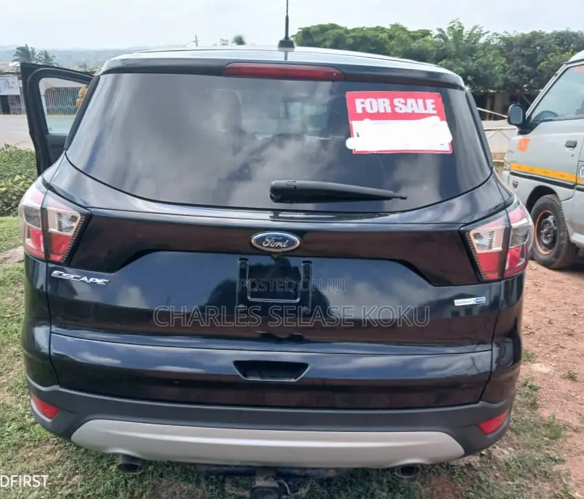 Ford Escape S FWD 2017 Black