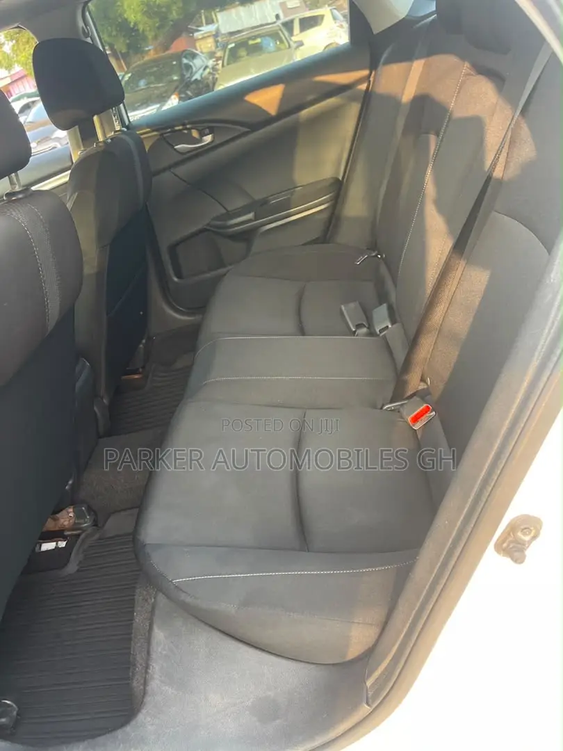 Honda Civic EX 4dr Sedan (2.0L 4cyl) 2017 White
