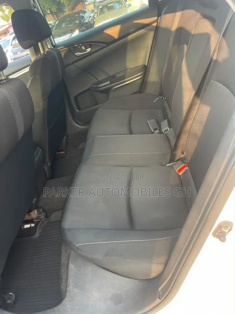 Honda Civic EX 4dr Sedan (2.0L 4cyl) 2017 White