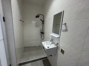 4bdrm Duplex in Ayimensah, Oyarifa Mall Area for rent