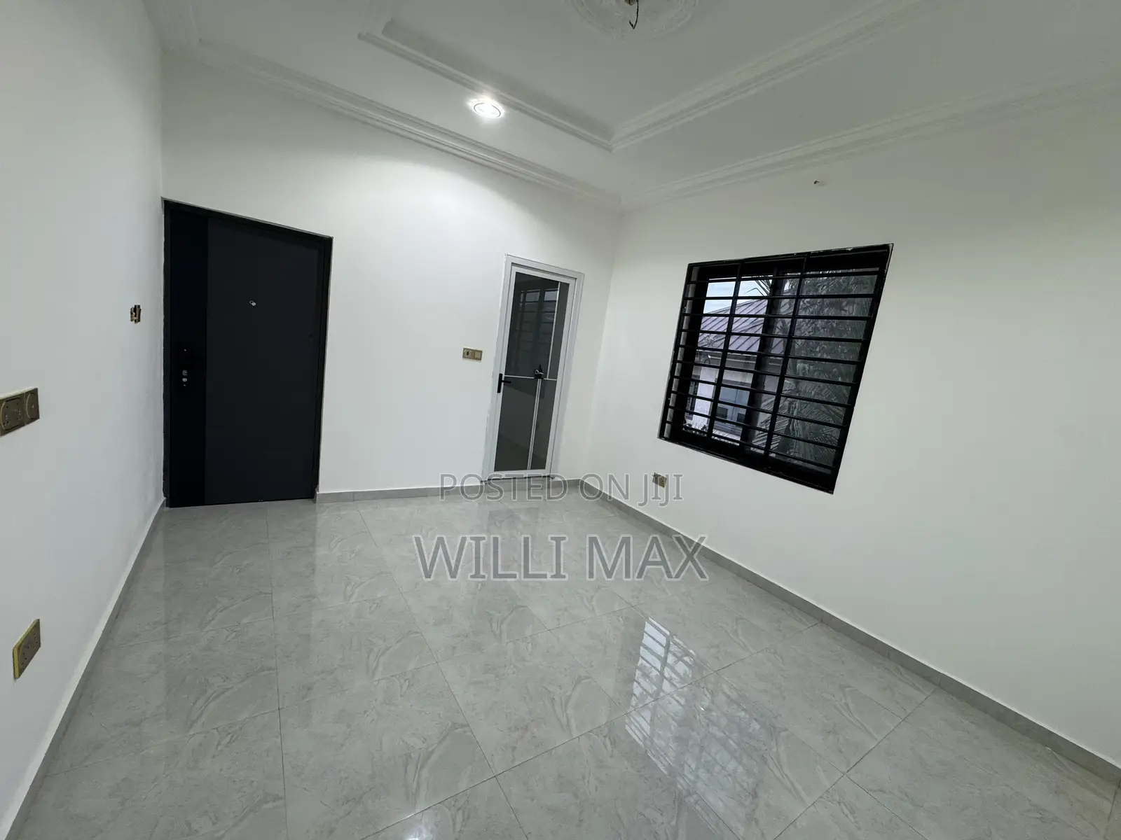 4bdrm Duplex in Ayimensah, Oyarifa Mall Area for rent