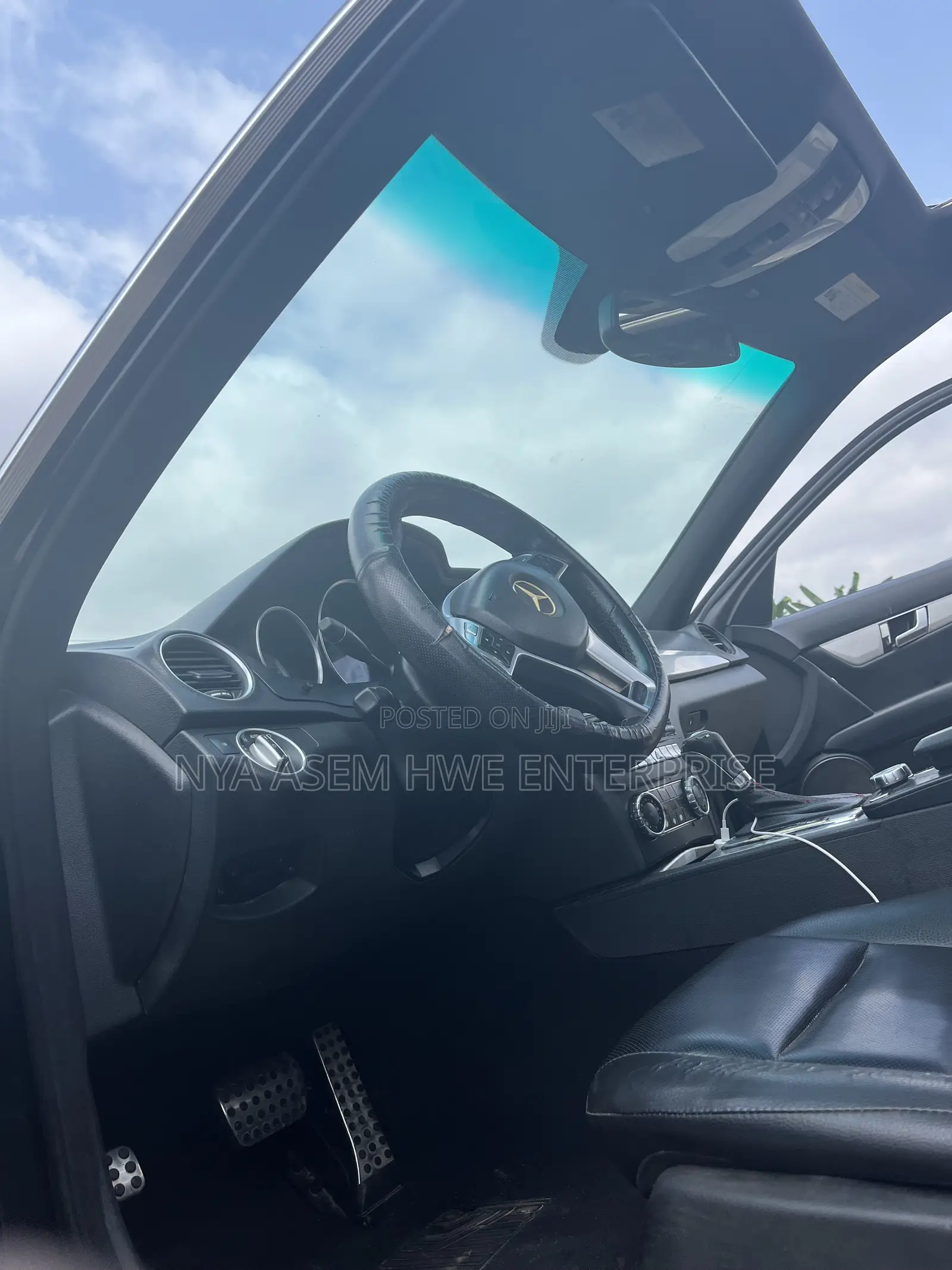 Mercedes-Benz C250 2014 Black