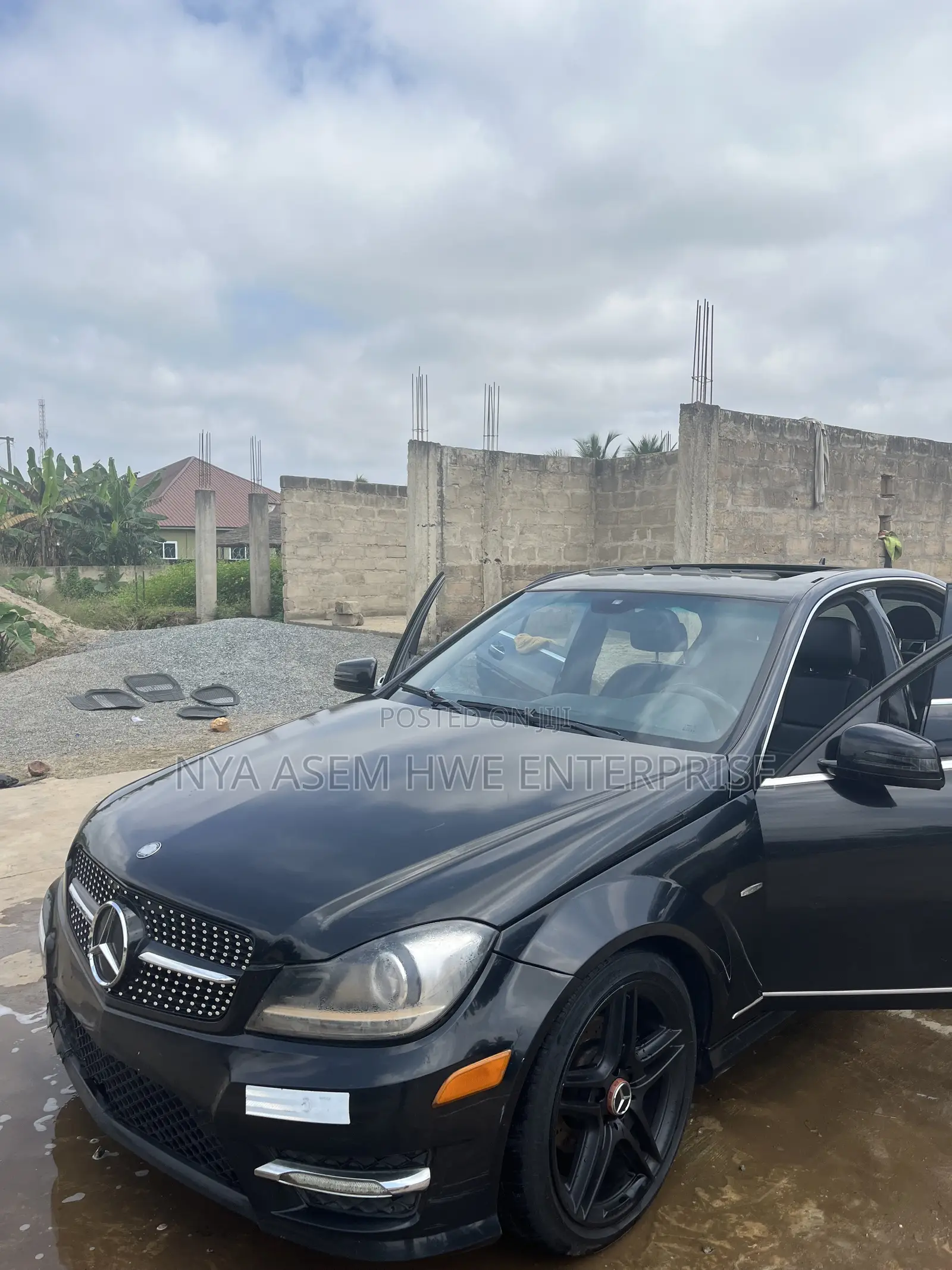 Mercedes-Benz C250 2014 Black
