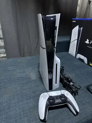 Ps5 Slim Disc Edition With Dope Games