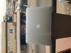 Laptop Apple MacBook Air 8GB Intel Core i5 SSD 128GB