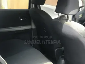 Toyota Vitz 1.0 FWD 5dr 2010 Black