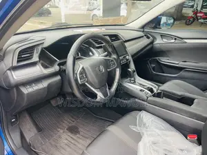 Honda Civic 2019 Blue
