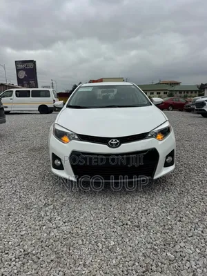 Toyota Corolla 2015 White