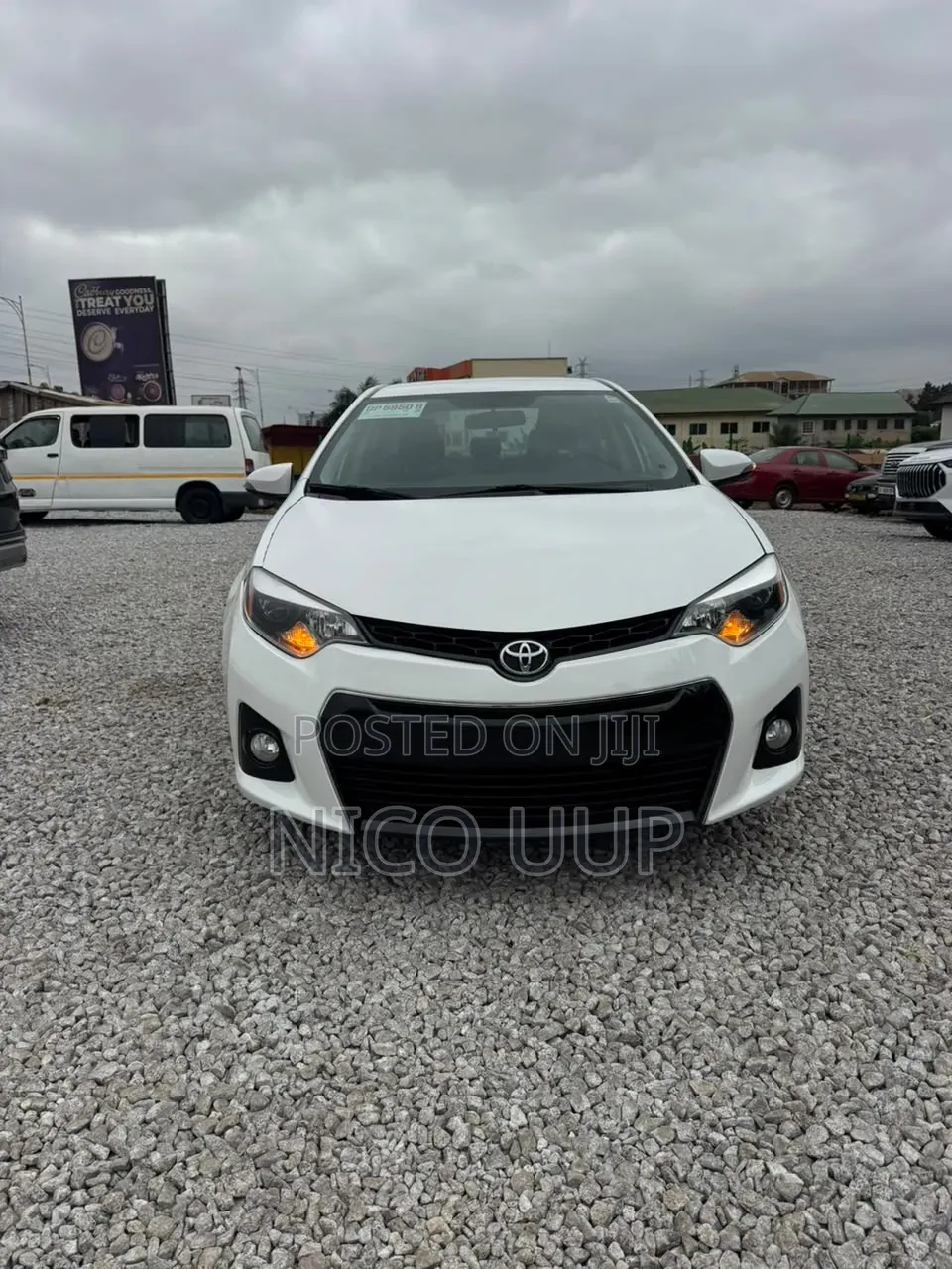 Toyota Corolla 2015 White