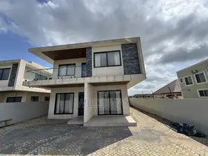 4bdrm Duplex in Amrahia for sale