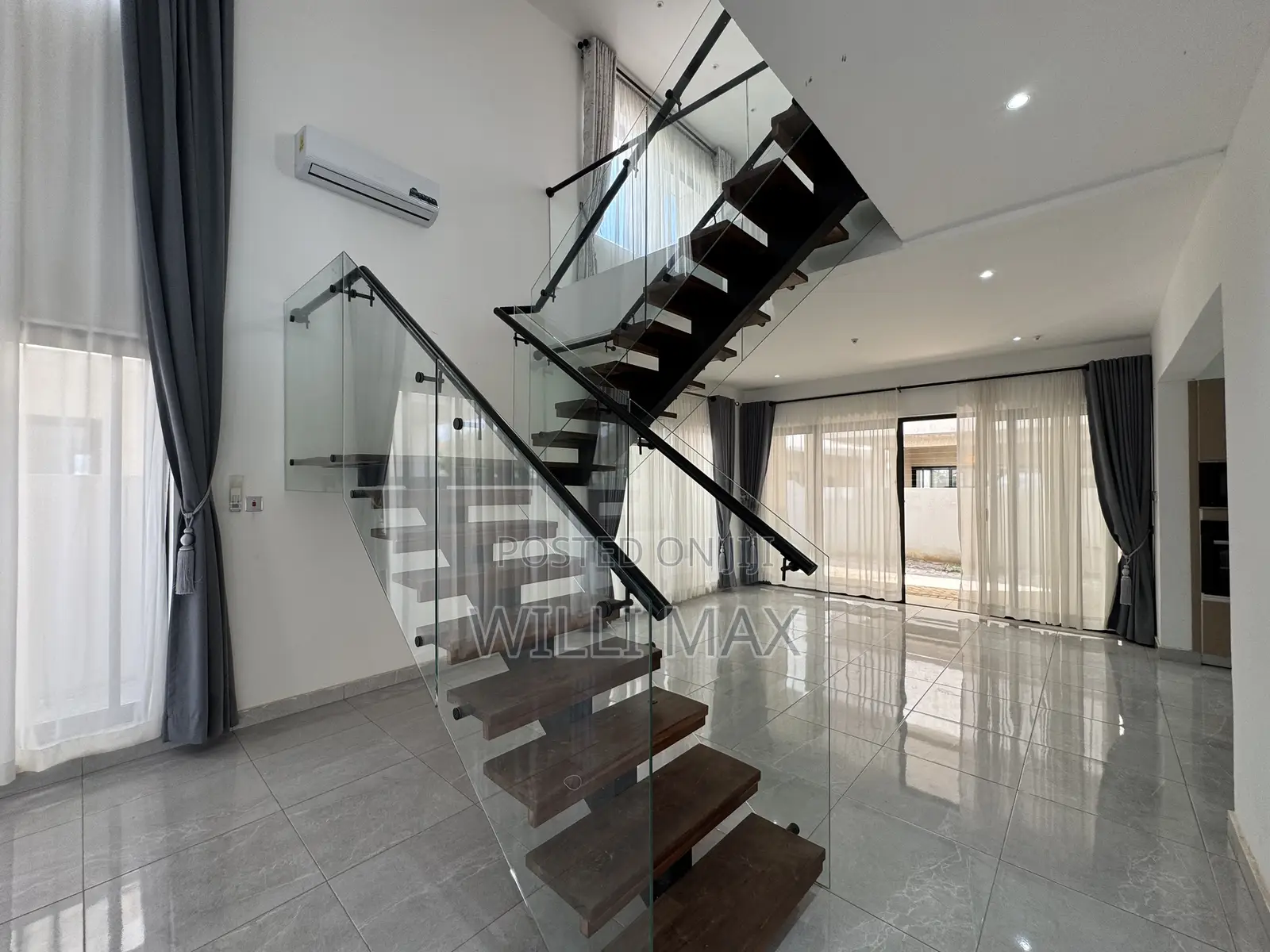 4bdrm Duplex in Amrahia for sale